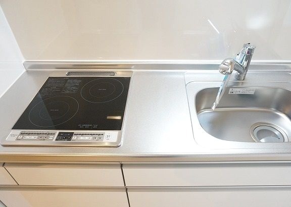 ��ʌ��������܎s�΋�厚���̃A�p�[�g�̃L�b�`��