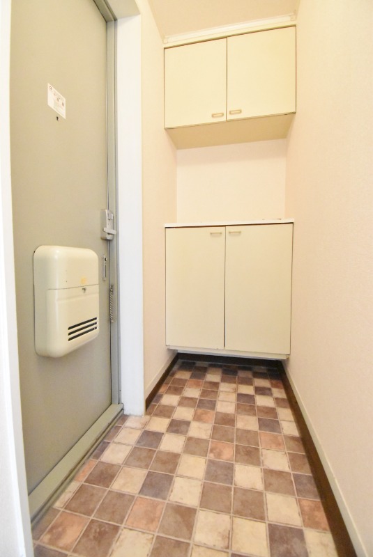 ��ʌ��������܎s�΋�厚�����̃A�p�[�g�̌���