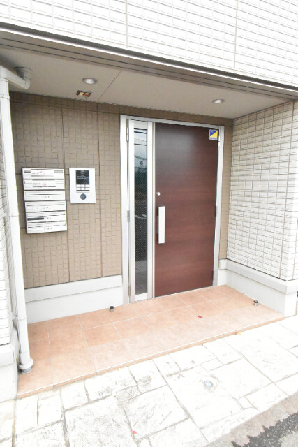 ��ʌ��z�J�s���C�N�^�E���V���ڂ̃A�p�[�g�̃G���g�����X