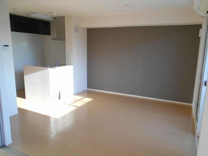 ��ʌ�����s�厚���s�̃A�p�[�g�̋��ԁE���r���O