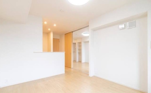 ��ʌ�����s�厚�����q�V�c�̃A�p�[�g�̋��ԁE���r���O