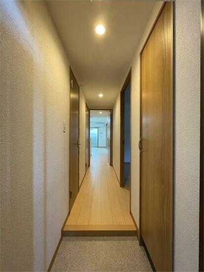 ��ʌ��������܎s��΋���Q���ڂ̃}���V�����̌���