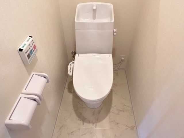 ��ʌ�����s�厚���s�̃A�p�[�g�̃g�C��