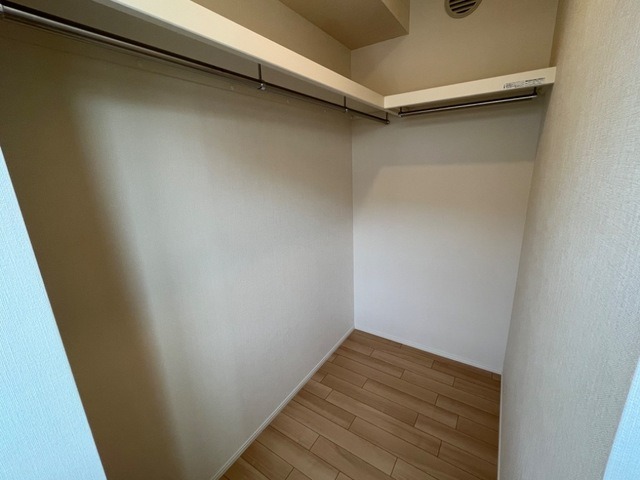 ��ʌ�����s�厚���s�̃A�p�[�g�̎��[