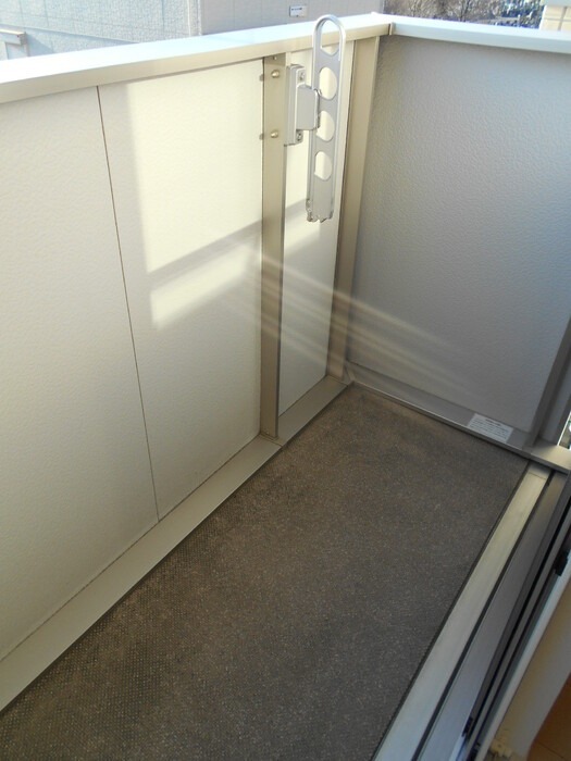 ��ʌ�����s�厚���s�̃A�p�[�g�̃o���R�j�[