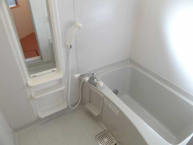 ��ʌ��������܎s��{��㏬���̃e���X�n�E�X�̃o�X