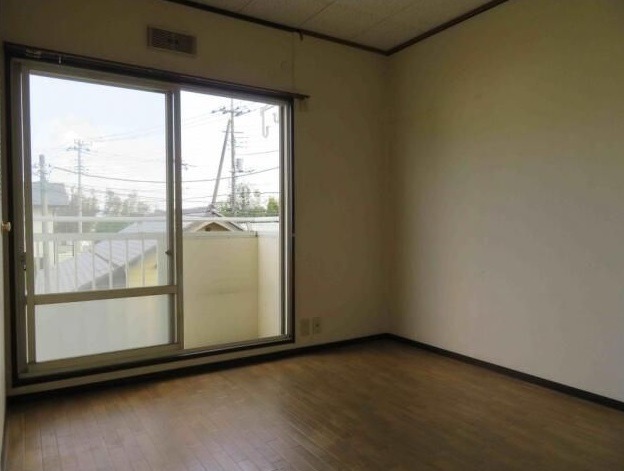 ��ʌ�����s�厚�ˍ�̃A�p�[�g�̋��ԁE���r���O