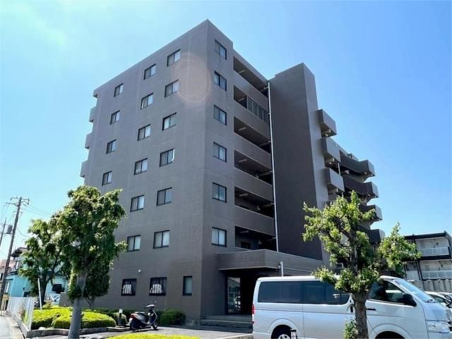 ��ʌ�����s������T���ڂ̃}���V�����̌����O��