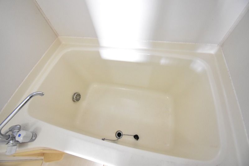 ��ʌ��������܎s�΋�n��P���ڂ̃A�p�[�g�̃o�X