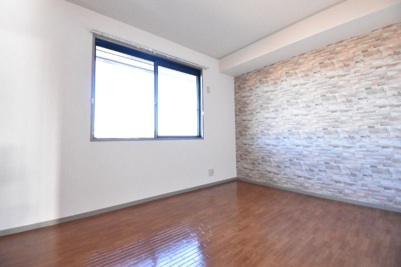 ��ʌ��������܎s�΋�n��P���ڂ̃A�p�[�g�̂��̑������E�X�y�[�X