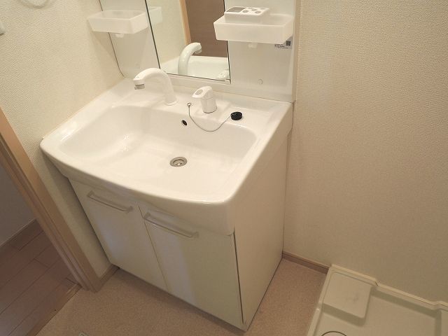 ��ʌ��������܎s����{�O���̃A�p�[�g�̐��ʏ�