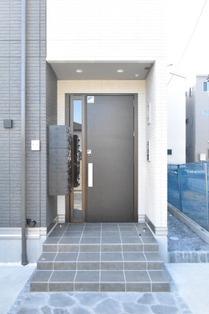 ��ʌ��������܎s��{��y�蒬�R���ڂ̃A�p�[�g�̃G���g�����X