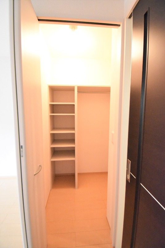 ��ʌ������s�����P���ڂ̃A�p�[�g�̎��[