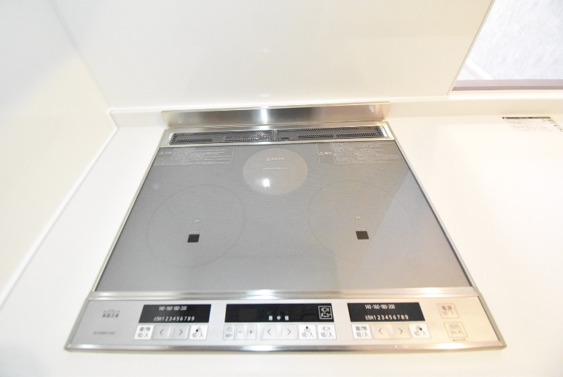 ��ʌ��������܎s��{��y�蒬�R���ڂ̃A�p�[�g�̃L�b�`��