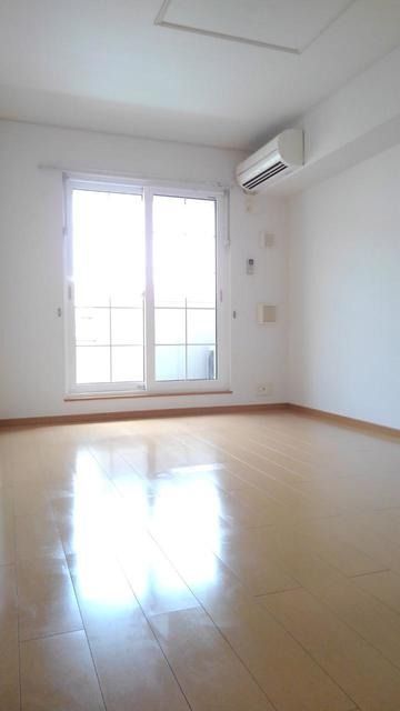 ��ʌ��������܎s��΋�{���Q���ڂ̃A�p�[�g�̋��ԁE���r���O