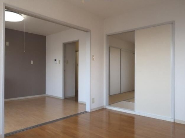 ��ʌ��������܎s������厚����O�̃A�p�[�g�̋��ԁE���r���O