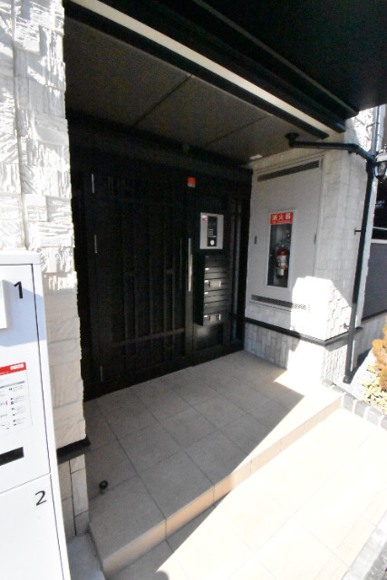 ��ʌ�����s�씵���J�P���ڂ̃A�p�[�g�̃G���g�����X