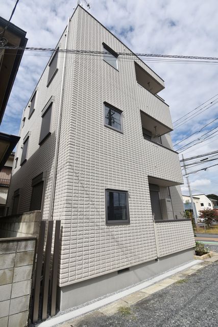 ��ʌ��������܎s��{��k�ܒ��Q����495-3�̃}���V�����̌����O��