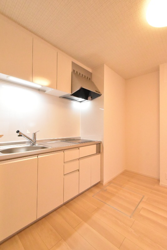 ��ʌ������s�������̃A�p�[�g�̃L�b�`��