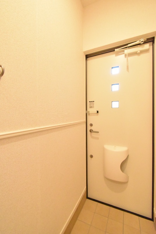 ��ʌ������s�������̃A�p�[�g�̌���