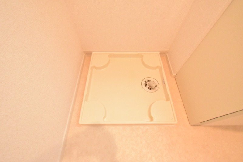 ��ʌ������s�������̃A�p�[�g�̂��̑�