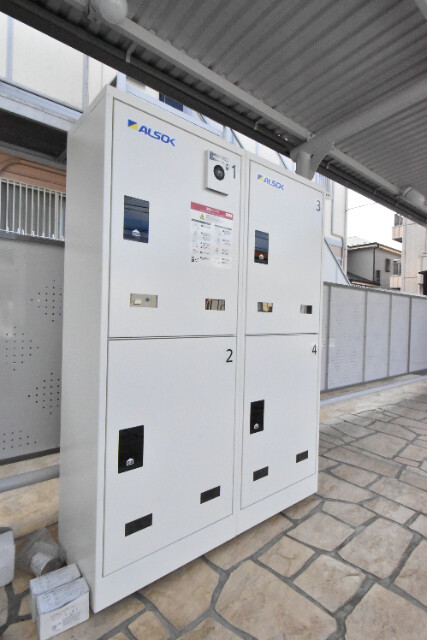 ��ʌ������s�������̃A�p�[�g�̂��̑�