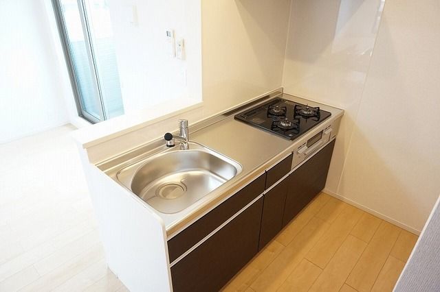 ��ʌ�����s�厚��|�̃A�p�[�g�̃L�b�`��