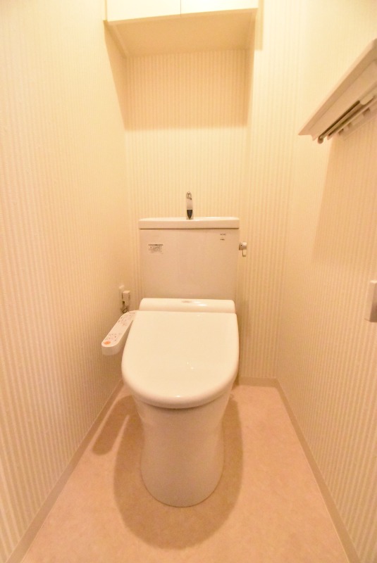 ��ʌ��������܎s�΋�厚���̃}���V�����̃g�C��