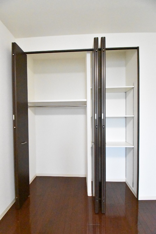 ��ʌ��������܎s�΋�厚���̃}���V�����̎��[