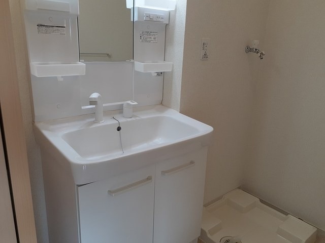 ��ʌ��������܎s����厚�w��̃A�p�[�g�̐��ʏ�