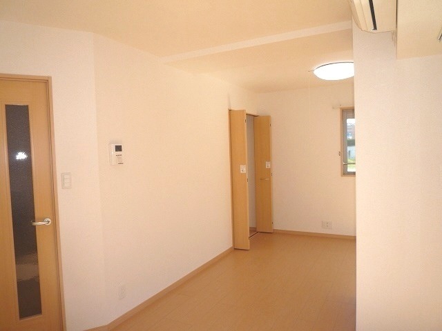 ��ʌ��������܎s�΋�����S���ڂ̃}���V�����̋��ԁE���r���O