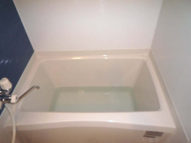 ��ʌ��������܎s�΋�����S���ڂ̃}���V�����̃o�X