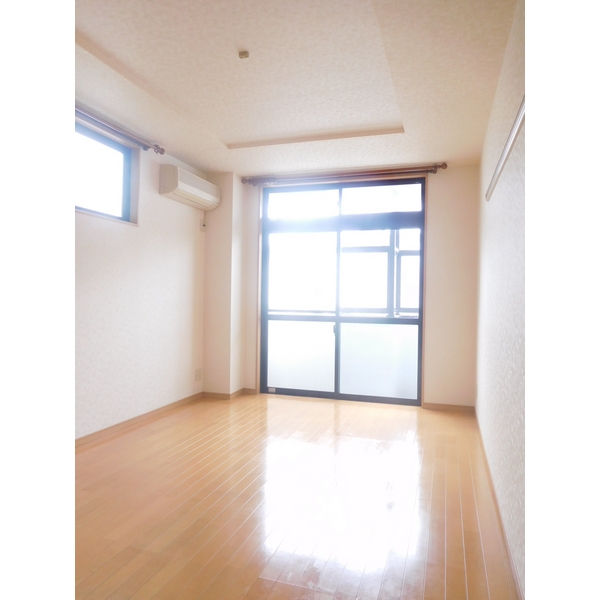 ��ʌ�����s�O�c�a�Q���ڂ̃}���V�����̋��ԁE���r���O