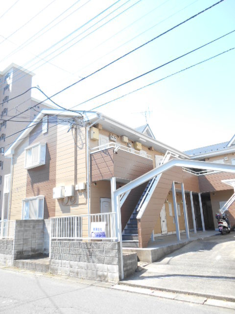 ��ʌ��������܎s�����擌��{�T����40-8�̃A�p�[�g�̌����O��