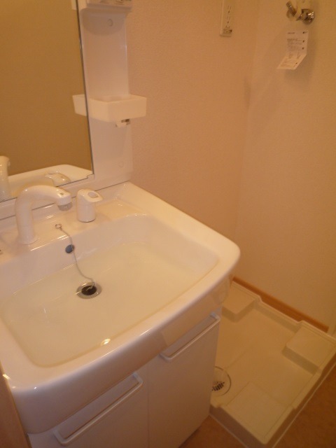 ��ʌ��������܎s�΋�����S���ڂ̃}���V�����̐��ʏ�