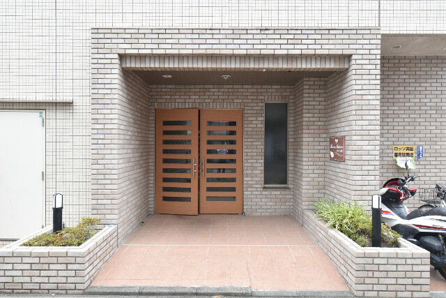 ��ʌ��������܎s�΋�����S���ڂ̃}���V�����̃G���g�����X