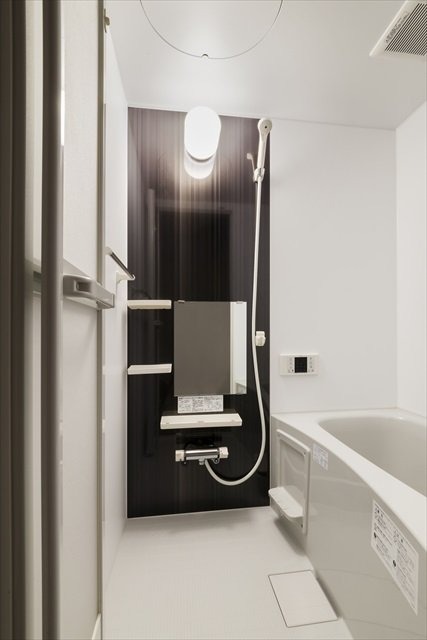 ��ʌ��������܎s�΋�����T���ڂ̃A�p�[�g�̃o�X