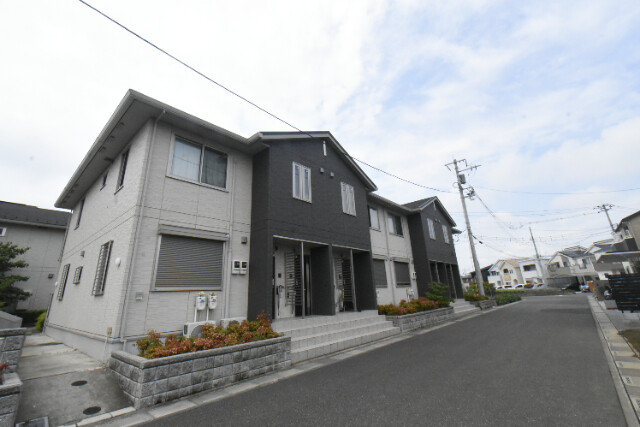 ��ʌ��������܎s������ۃ��蒬1160�̃A�p�[�g�̌����O��