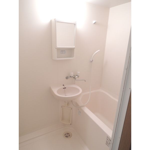 ��ʌ��z�J�s�z���J�T���ڂ̃}���V�����̃o�X