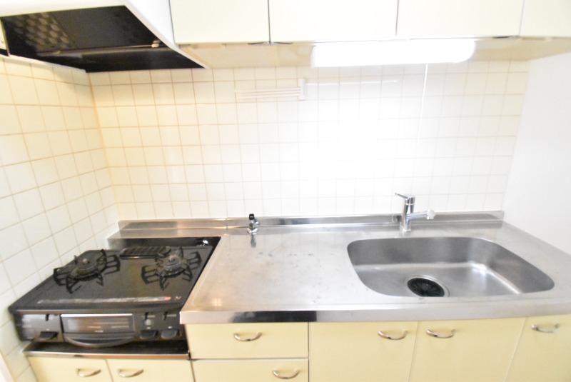 ��ʌ��������܎s�������J�V���ڂ̃}���V�����̃L�b�`��