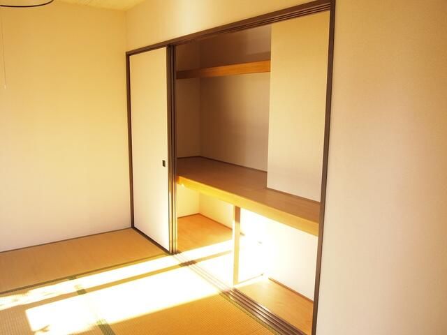 ��ʌ�����s�厚���s�̃A�p�[�g�̂��̑������E�X�y�[�X