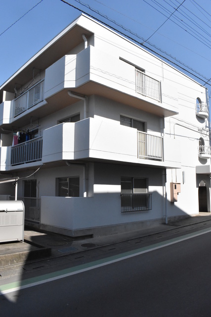 ��ʌ��������܎s��{��听���R����460�̃}���V�����̌����O��