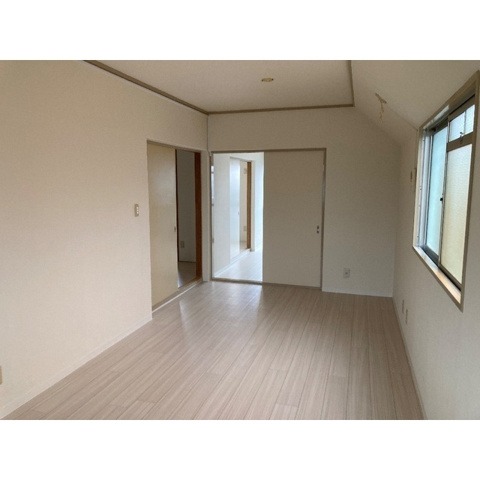 ��ʌ��������܎s��{��听���R���ڂ̃}���V�����̂��̑������E�X�y�[�X