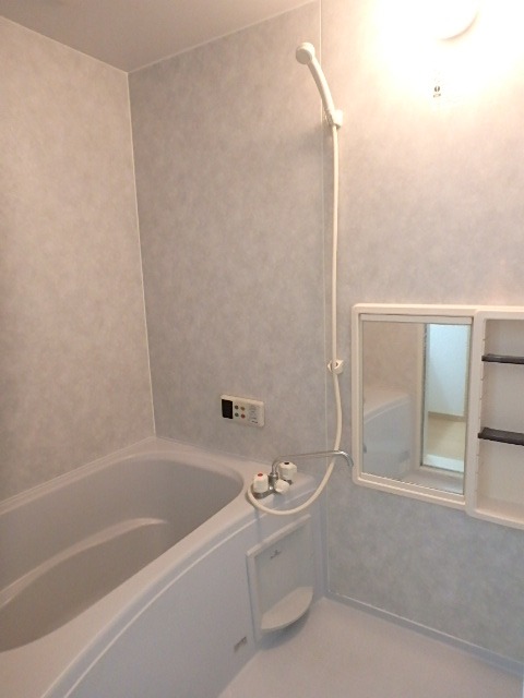 ��ʌ��������܎s������厚�쒆��̃A�p�[�g�̃o�X