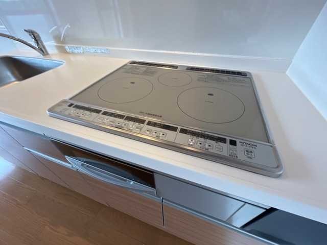 ��ʌ��������܎s�΋�����R���ڂ̃}���V�����̂��̑��ݔ�