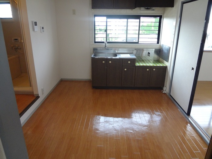 ��ʌ�����s�厚���s�̃A�p�[�g�̋��ԁE���r���O