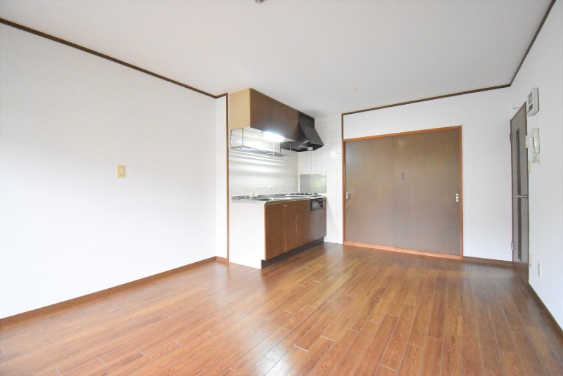 ��ʌ�����s�����J�{���S���ڂ̃}���V�����̋��ԁE���r���O