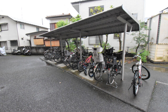 ��ʌ�����s�����J�{���S���ڂ̃}���V�����̃G���g�����X