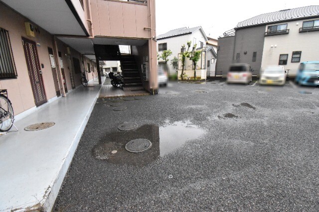 ��ʌ�����s�����J�{���S���ڂ̃}���V�����̃G���g�����X