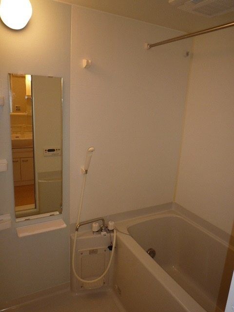 ��ʌ��������܎s������[��R���ڂ̃}���V�����̃o�X